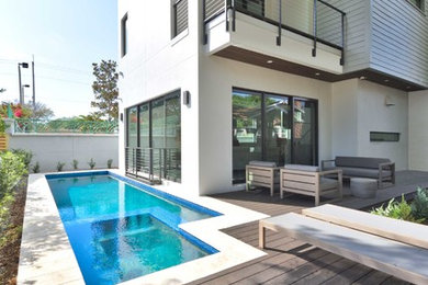 Inspiration for a modern pool remodel in Tampa