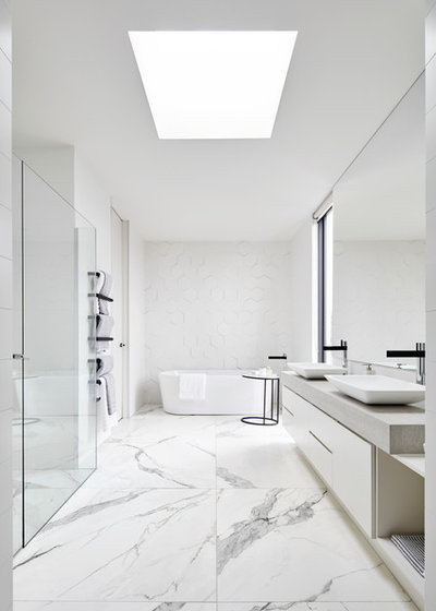 Modern Bathroom by Glenvill Homes