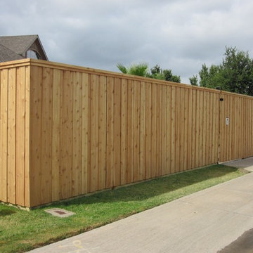 Board And Batten Fence - Photos & Ideas | Houzz