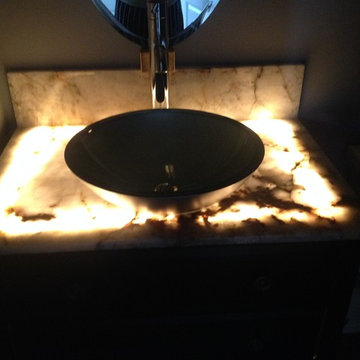 unique under lighted countertop! WOW
