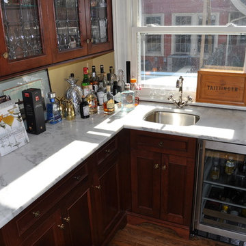 Traditional Butler Pantry