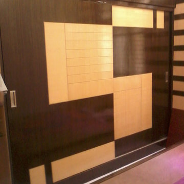 WARD ROBE WITH SLIDING DOORS