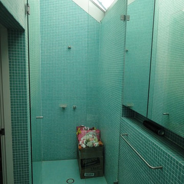 'POP' Bathrooms