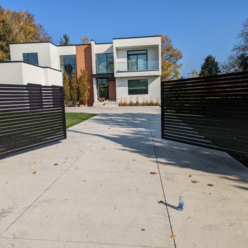 Horizontal Metal Driveway Gates, Fences, Entry Gates