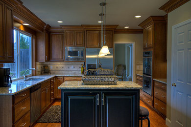 Inspiration for a timeless kitchen remodel in Seattle