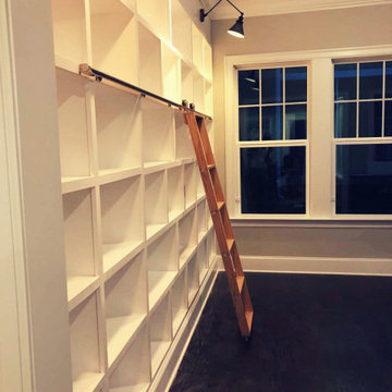 Custom built-in bookshelves