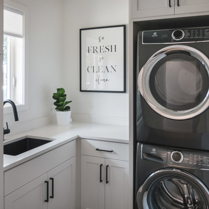 75 Beautiful Small Lshaped Laundry Room Ideas & Designs January 2023
