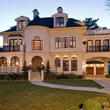 Corner lot house exterior