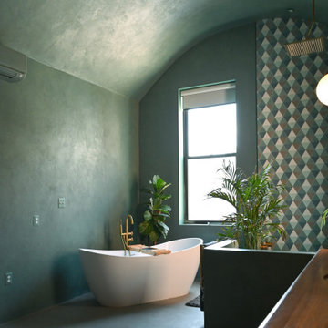 Green Master Bathroom Tadelakt Plaster