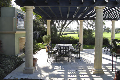 Patio - mediterranean patio idea in Miami