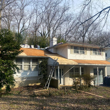 GAF HDZ Lifetime Timberline Roofing Shingles, Seamless Gutters & Vinyl Vented So
