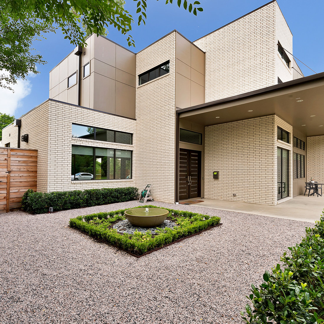 Entry Courtyard
