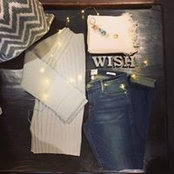 Meghan Cashmere's photo