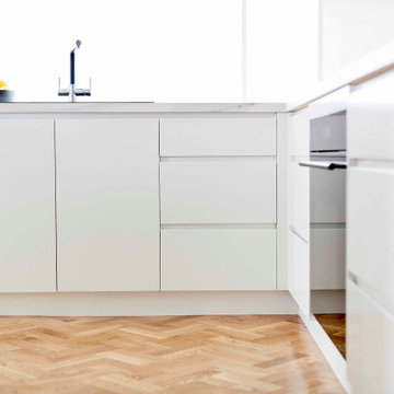 Handleless kitchen, Blum drawers