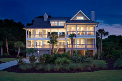 Tropical exterior home idea in Atlanta