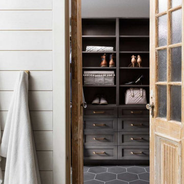 Closet Character
