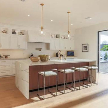 Adri Residence/ Sherman Oaks