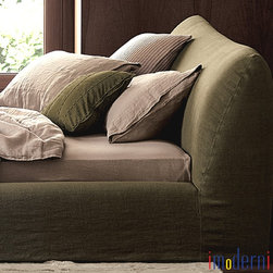 Modern Italian Beds - Products