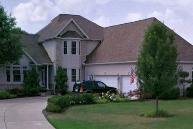Arts and crafts exterior home photo in Other