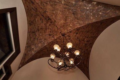 Example of a transitional home design design in Austin