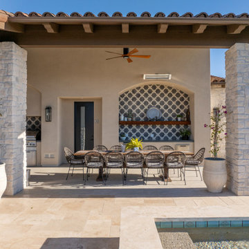 Seamless Indoor-Outdoor Living: A Home Designed for Entertaining and Privacy
