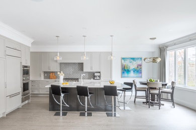 Inspiration for a contemporary kitchen in Toronto.