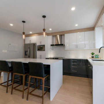 Main Floor Reno Smoke Tree Road