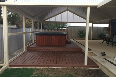 This is an example of a modern deck in Perth.