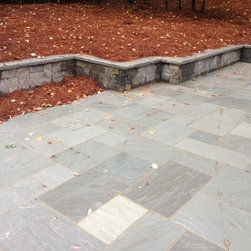 Castle Gray Flagstone - Landscaping Stones And Pavers