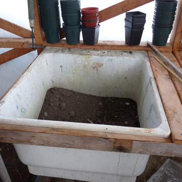 Greenhouse Soil Sink Potting Bench