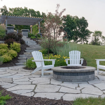 Delafield - Hillside Compromise
