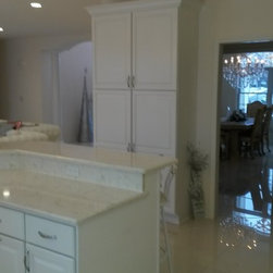 Bertch Kitchen+ Cabinetry - Royale Door Style - Kitchen Cabinetry