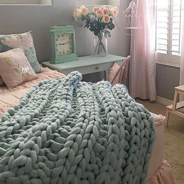 Chunky Knit Throw Blankets