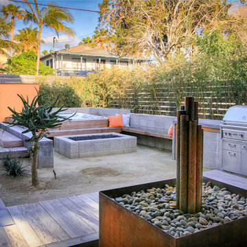 Relax In The Spa - Coastal Modern Beach Retreat