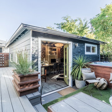 San Luis Obispo, CA. Modern loft, living compound