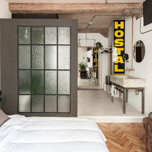 Dan bedroom