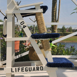 Lifeguard cat chair 04 - Products