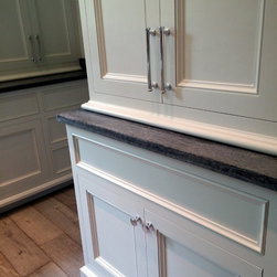 Cabinet Hardware - Cabinet And Drawer Hardware