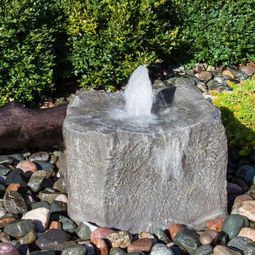 Agate Falls Handcrafted Bubbling Rock Fountain Kit