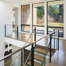 UPSTAIRS CORRIDOR