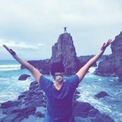 Britt Davidson's photo