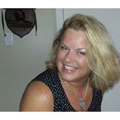 Lisa de Leon's photo