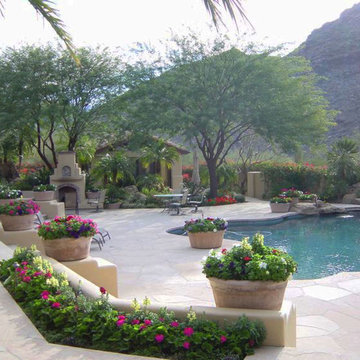 Lush, Private Gardens
