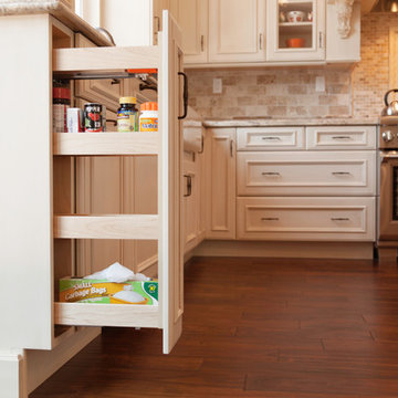 Four Tier Spice Rack and Kitchen Drawers
