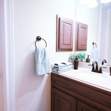 E. Perez Guest Bathroom in New Braunfels, Texas