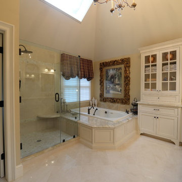 Spacious master bath