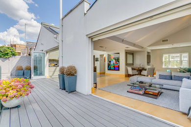 Photo of a contemporary terrace in London.
