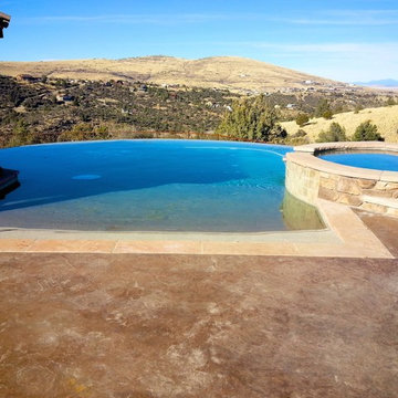 Prescott Valley Negative Edge with Spa & Ramada