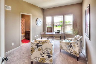 Inspiration for a timeless home office remodel in Kansas City