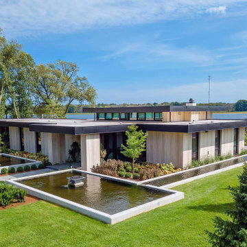 The House of Glass